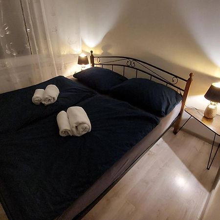 Apartman Surany Exteriér fotografie